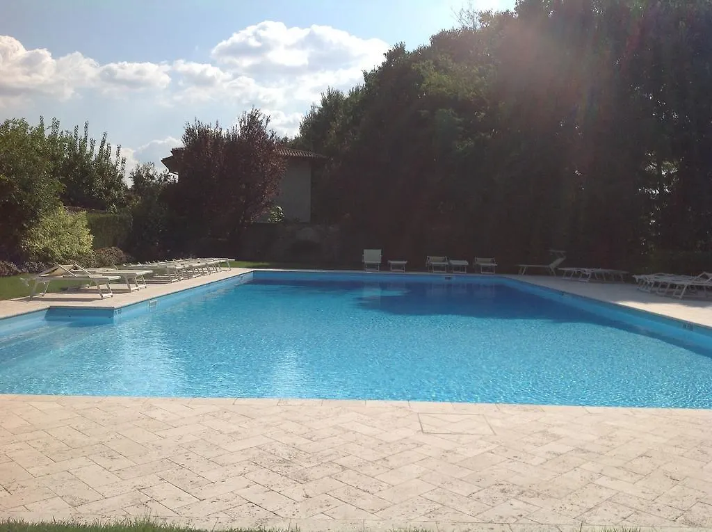 Residence Il Borgo Antico Calvagese Della Riviera 0*,