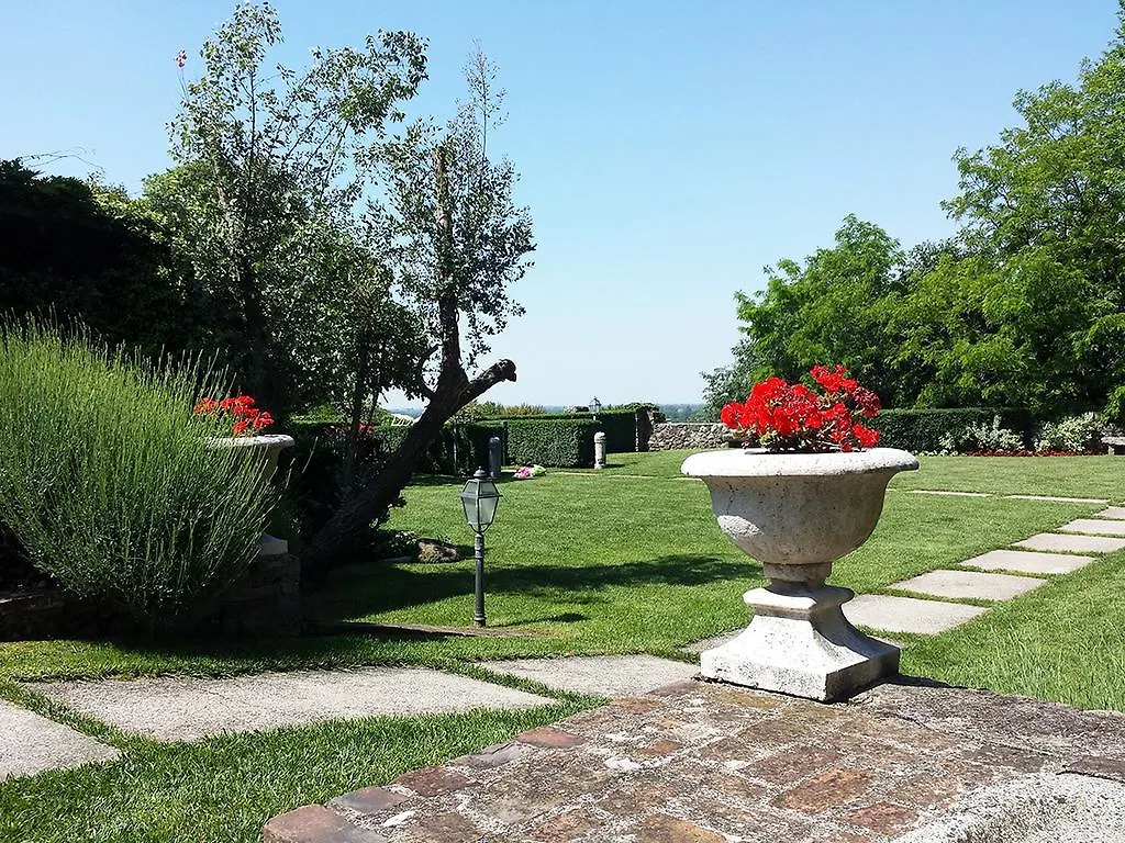 Residence Il Borgo Antico Calvagese Della Riviera 0*,  Italy