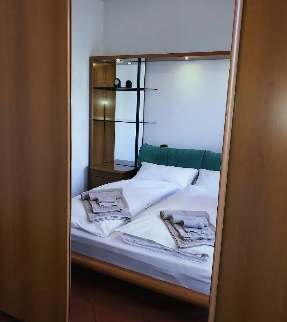 Residence Il Borgo Antico Calvagese Della Riviera 0*,  Italy